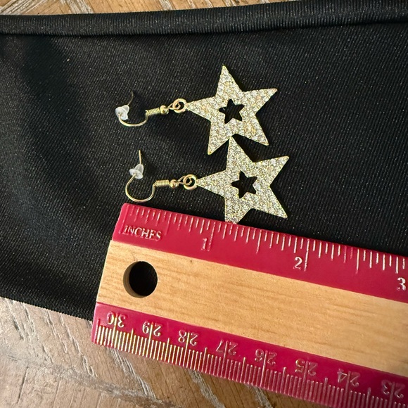 🔥2/$24 or 3/$30🔥 Gold Star Fashion Dangle Earrings - Picture 6 of 7
